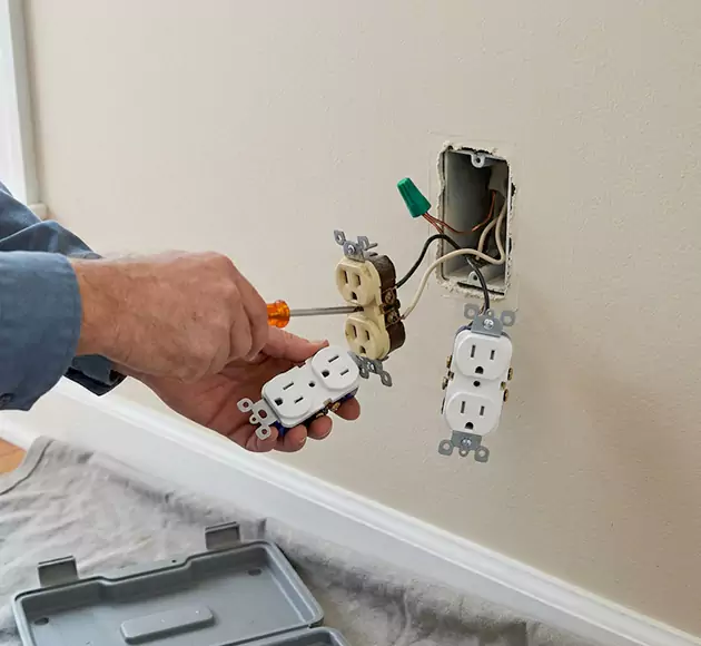 Professional Outlet Replacement: Your Local Swap-Out Team in Somerville, MA